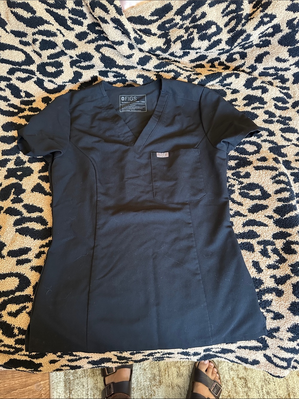 Figs Black V-Neck Short Sleeve Scrub wore couple months then got pregnant! lol